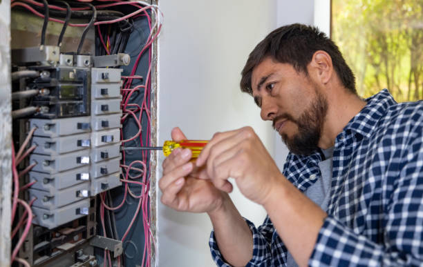 Best Circuit Breaker Repair  in Westland, MI